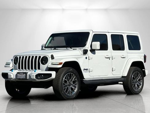 Used 2022 Jeep Wrangler Unlimited Sahara image 7