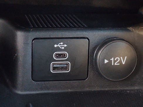 Used 2025 Ford Escape Active image 24