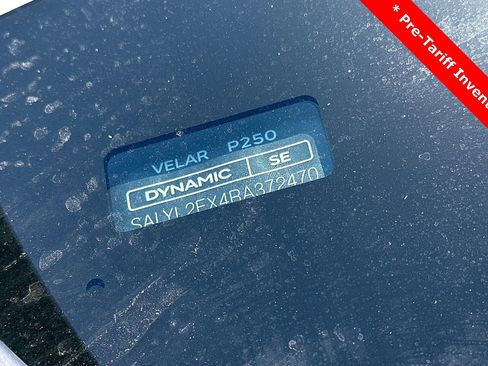 New 2024 Land Rover Range Rover Velar Dynamic SE image 25