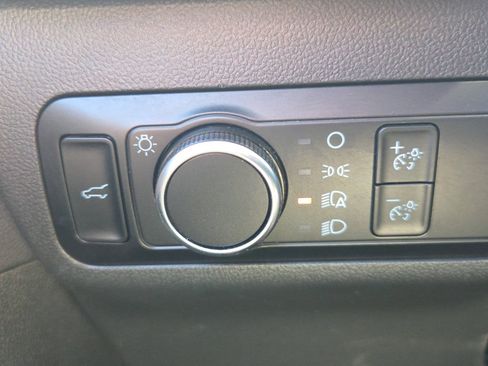Used 2023 Ford Escape ST-Line w/ Tech Pack #1 AWD/4WD image 8