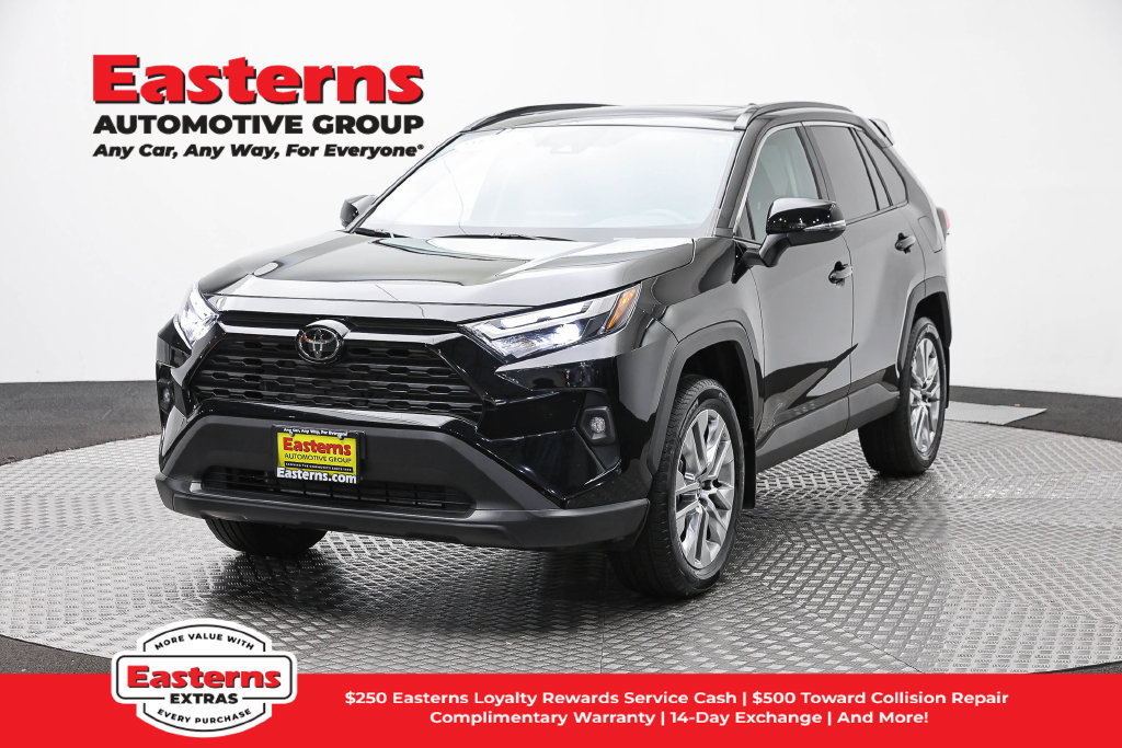 Used 2025 Toyota RAV4 XLE Premium w/ Weather Package AWD/4WD image 1