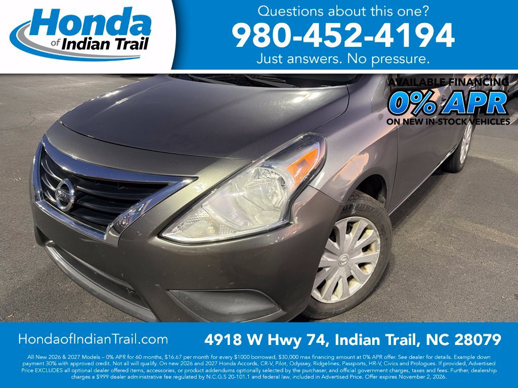Used 2017 Nissan Versa SV FWD image 1