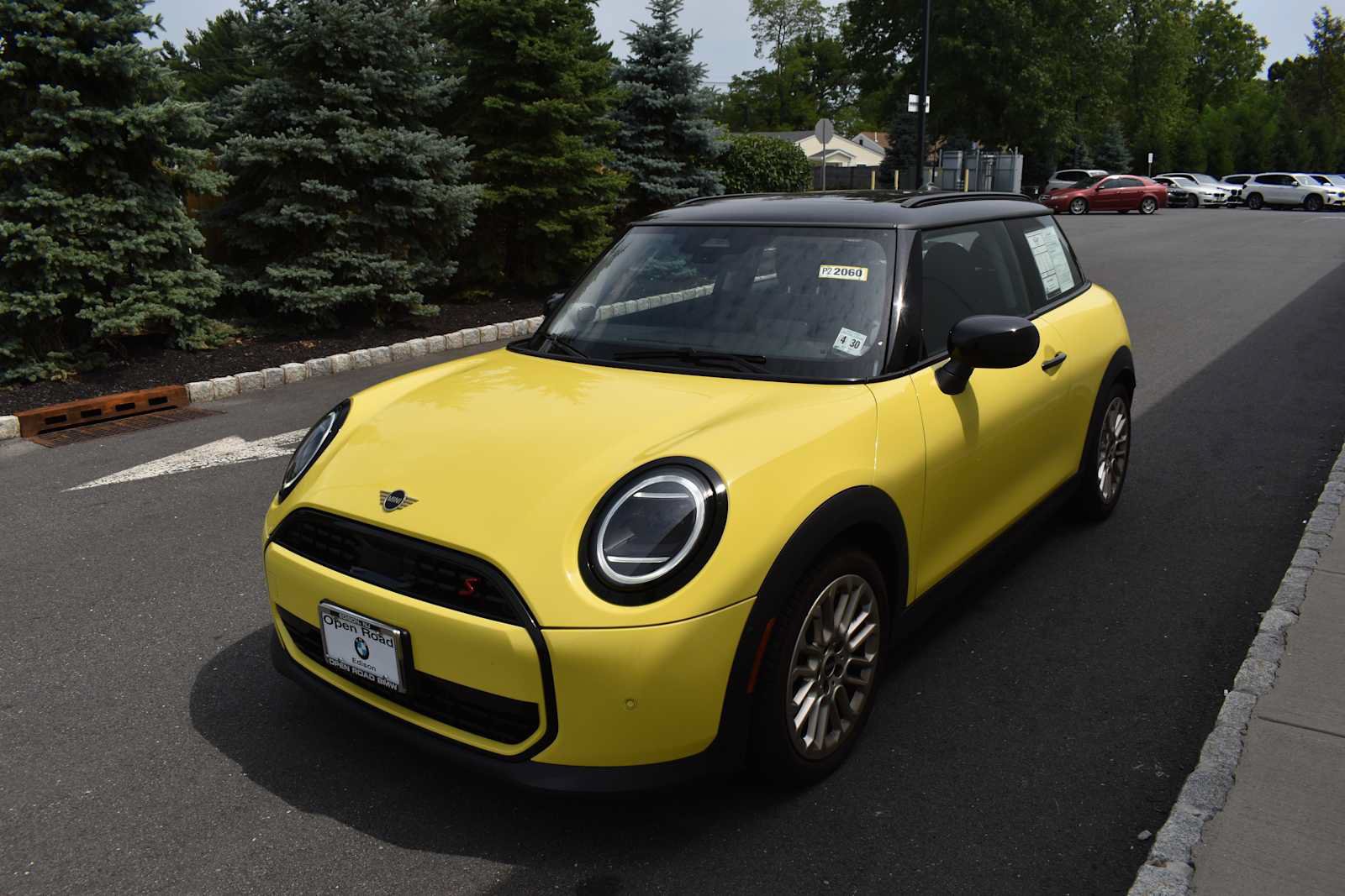 Used 2025 MINI Cooper S FWD image 3