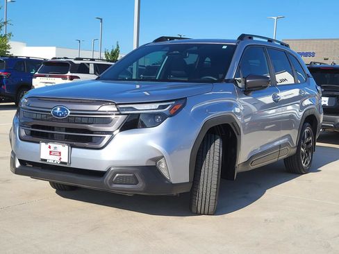 Used 2026 Subaru Forester Limited AWD/4WD image 2