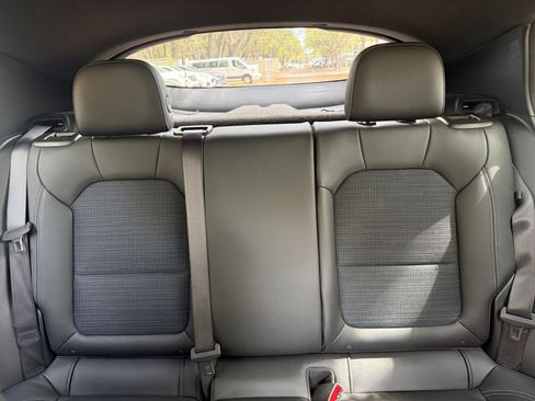 Used 2025 Buick Envista Preferred image 33