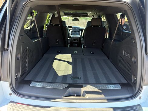 Used 2026 GMC Yukon XL Denali w/ Sun & Power Step Package AWD/4WD image 10