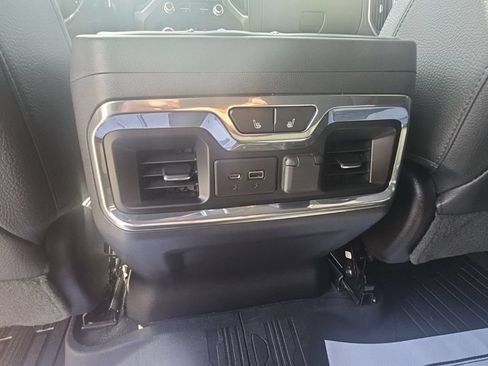 Used 2019 GMC Sierra 1500 Denali w/ Technology Package AWD/4WD image 22