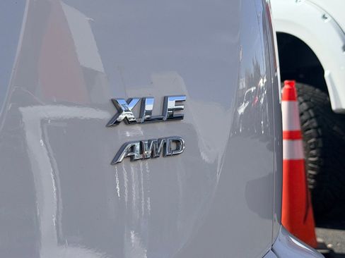 Used 2016 Toyota RAV4 XLE image 31