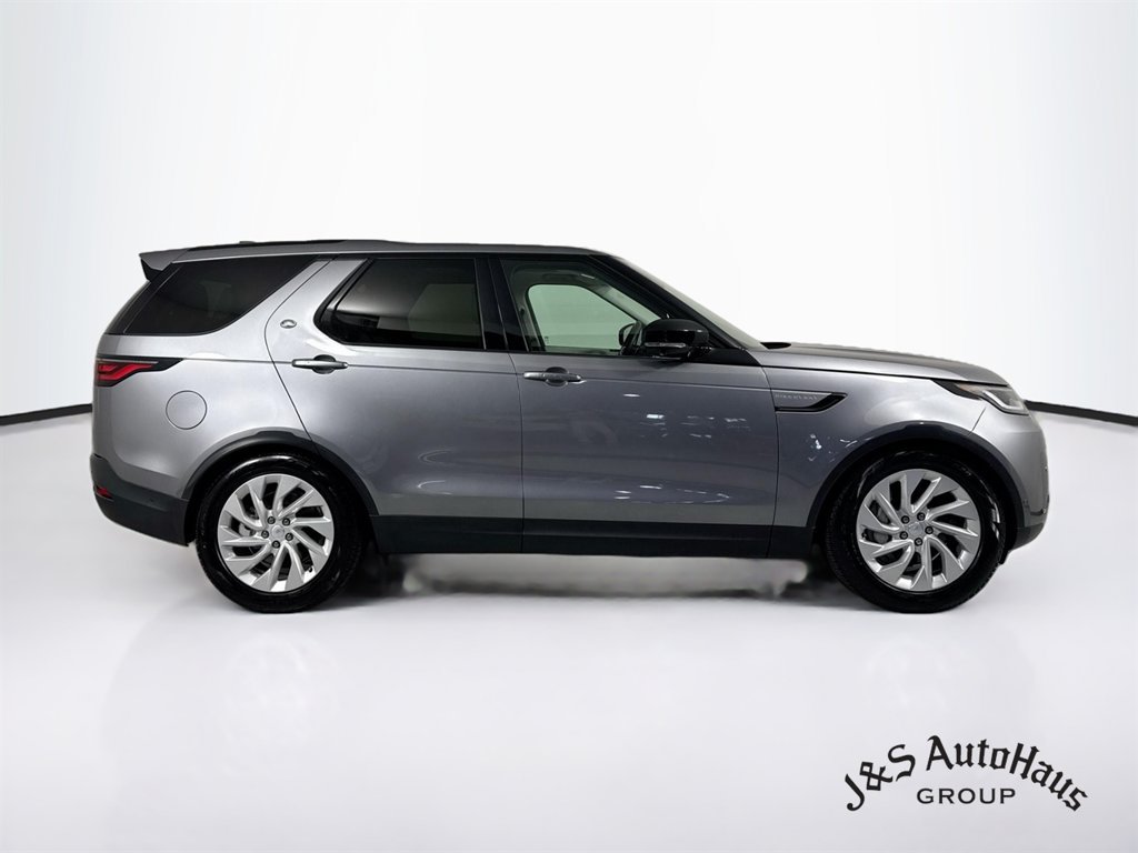Used 2025 Land Rover Discovery S AWD/4WD image 8