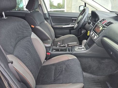 Used 2016 Subaru Crosstrek 2.0i Premium AWD/4WD image 25