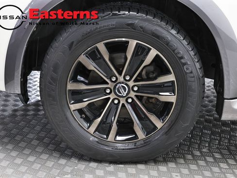 Used 2017 Nissan Armada Platinum AWD/4WD image 36
