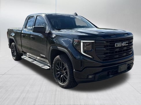 Used 2023 GMC Sierra 1500 Elevation w/ X31 Off-Road Package AWD/4WD image 2