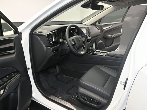 New 2026 Lexus NX 350h FWD image 13
