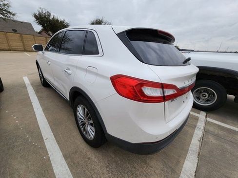 Used 2018 Lincoln MKX Select w/ Select Plus Package image 6