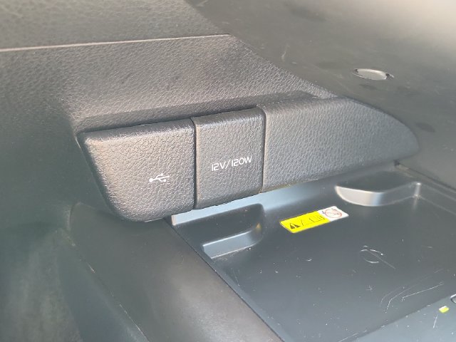 Used 2024 Toyota Camry XSE FWD image 31