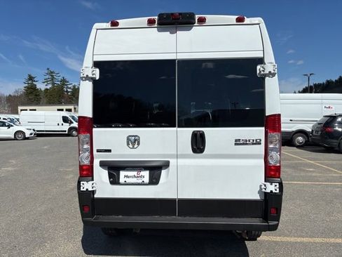 Used 2023 RAM ProMaster 2500 FWD image 4