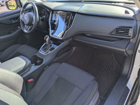 Used 2025 Subaru Outback Premium image 29