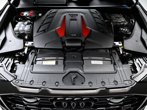 Used 2023 Audi RS Q8 w/ Black Optic Package image 40