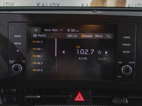 Used 2025 Kia Sportage LX AWD/4WD image 8