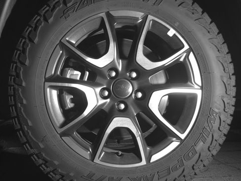 Used 2025 Jeep Compass Trailhawk AWD/4WD image 12