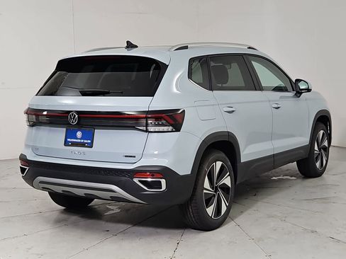 New 2026 Volkswagen Taos SE AWD/4WD image 6
