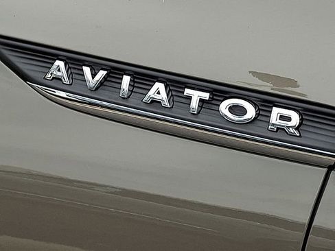 New 2025 Lincoln Aviator Reserve w/ Equipment Group 201A image 11