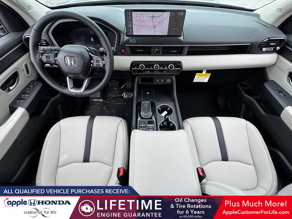 New 2026 Honda Pilot Touring image 15