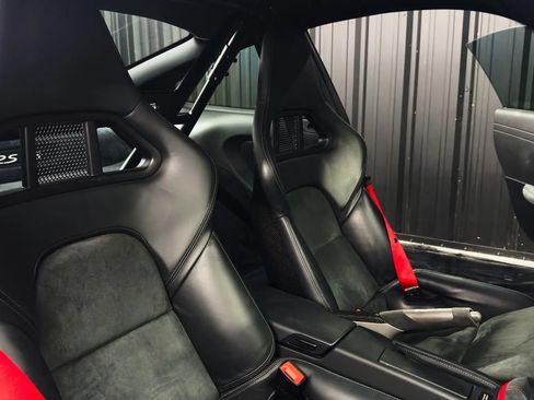 Used 2011 Porsche 911 GT3 RS RWD image 24