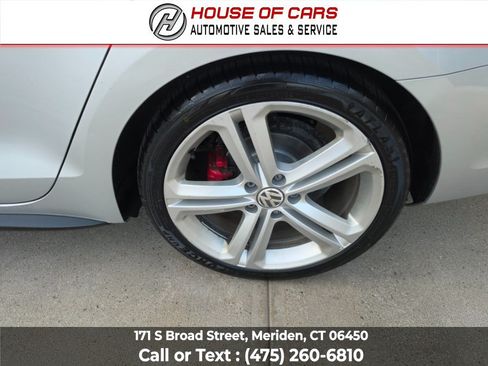 Used 2015 Volkswagen Jetta GLI SE FWD image 21