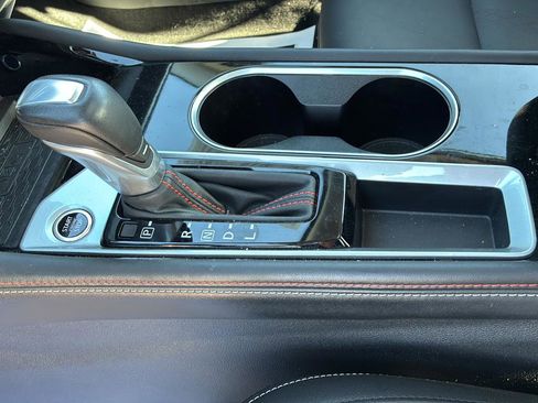 Used 2025 Nissan Altima 2.5 SR w/ SR Premium Package image 25