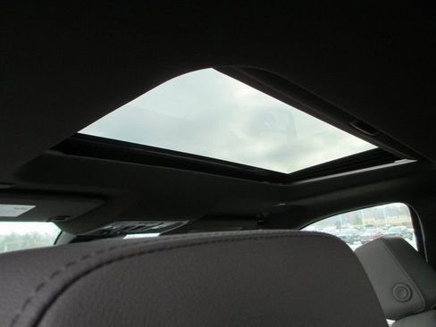 New 2026 GMC Sierra 1500 SLT w/ SLT Premium Plus Package image 14