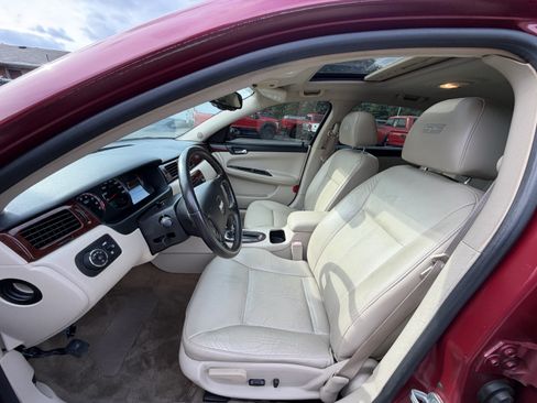 Used 2006 Chevrolet Impala SS FWD image 15