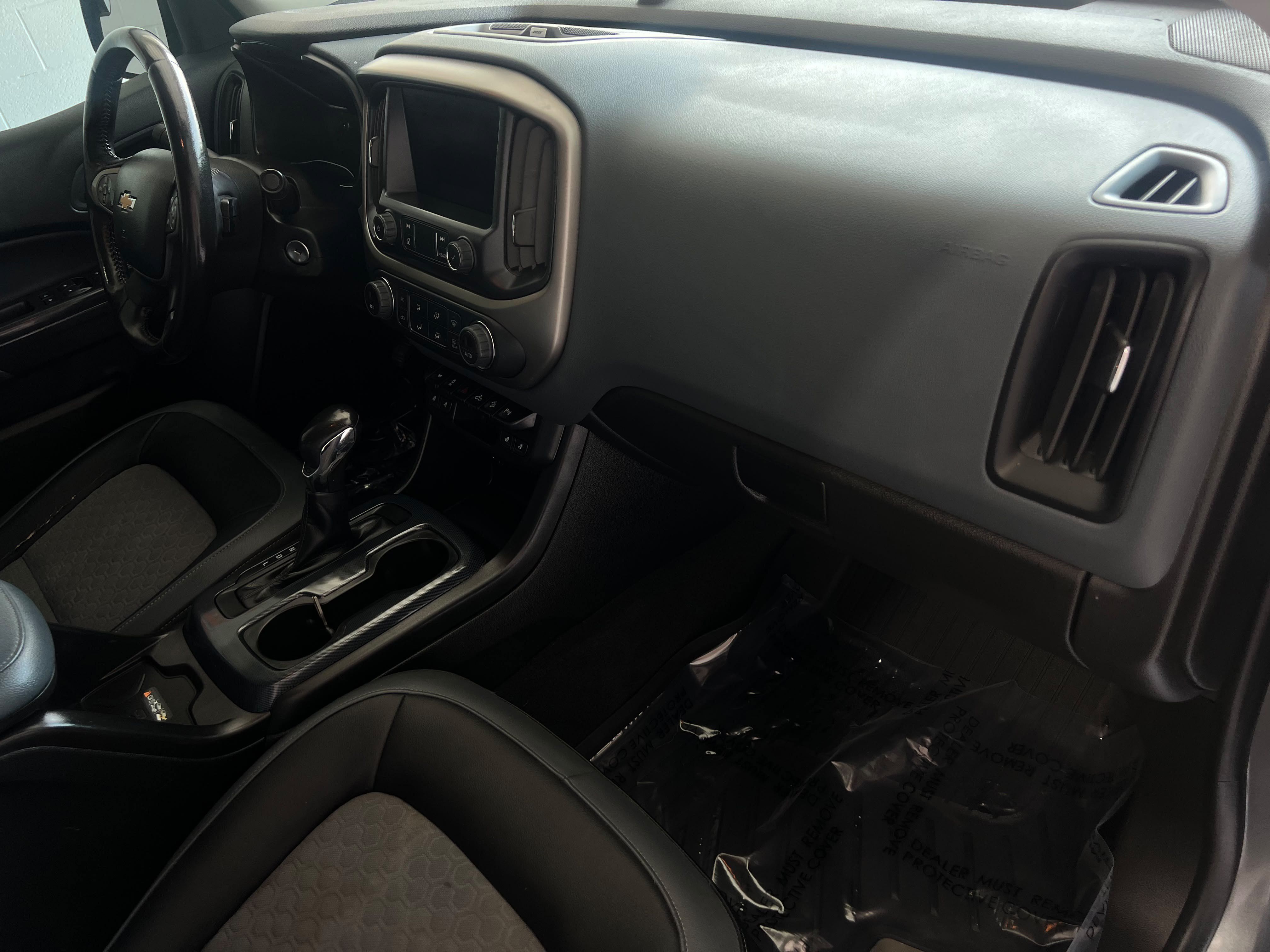 Used 2022 Chevrolet Colorado Z71 AWD/4WD image 15
