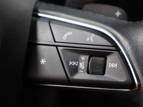 Used 2024 Audi Q3 2.0T Premium AWD/4WD image 25