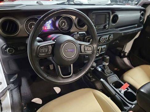 Used 2019 Jeep Wrangler Sport S image 8