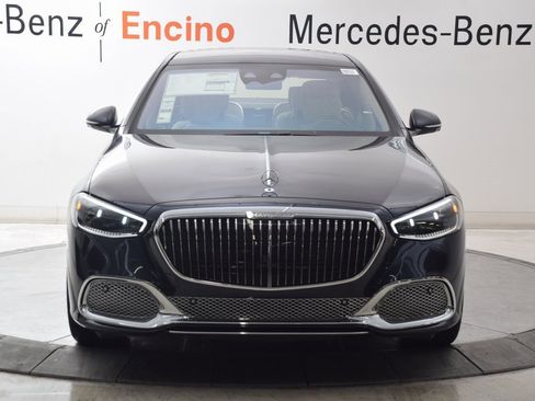 New 2026 Mercedes-Benz Maybach S 680 4MATIC image 9