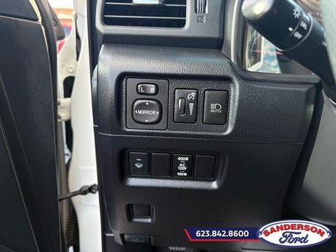 Used 2021 Toyota 4Runner Venture w/ Moonroof Package AWD/4WD image 12