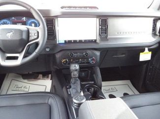 New 2025 Ford Bronco Badlands w/ Sasquatch Package video 2