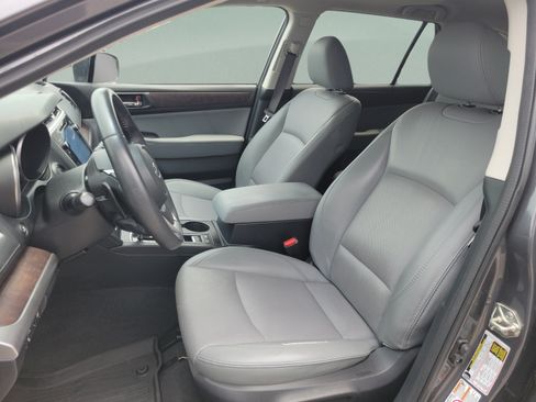 Used 2019 Subaru Outback 2.5i Limited AWD/4WD image 17