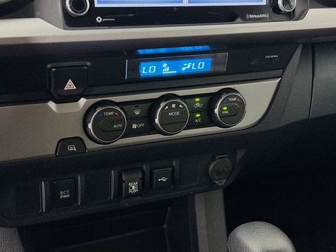 Used 2022 Toyota Tacoma SR5 image 30