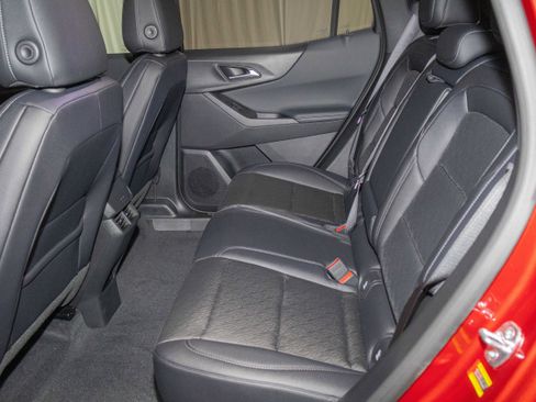 New 2026 Chevrolet Equinox LT w/ Convenience Package II image 10