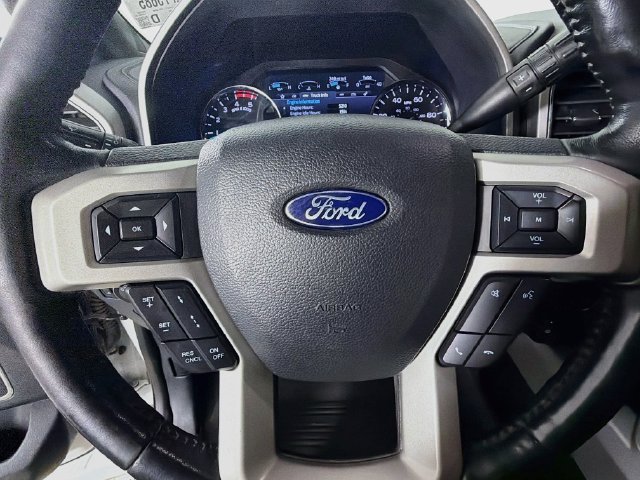 Certified 2022 Ford F250 Lariat w/ Tremor Off-Road Package AWD/4WD image 13