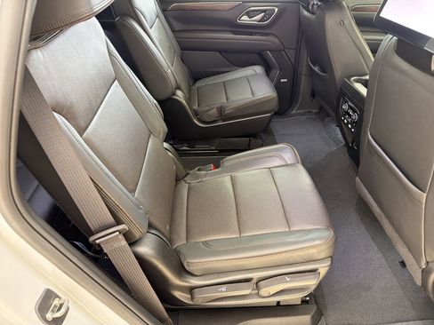 Used 2024 Chevrolet Tahoe High Country w/ Advanced Technology Package AWD/4WD image 29