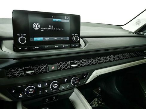Used 2024 Honda Accord EX image 13