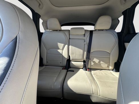 Used 2019 INFINITI QX50 Essential w/ Premium Audio Package image 48