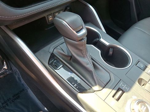 Used 2023 Toyota Highlander XSE image 13