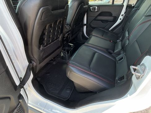 Used 2020 Jeep Gladiator Rubicon image 15