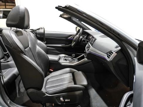 Used 2022 BMW 430i Convertible w/ M Sport Package image 30