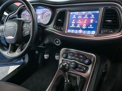 Used 2021 Dodge Challenger R/T Scat Pack RWD image 27