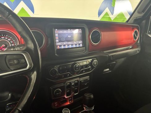 Used 2020 Jeep Gladiator Rubicon w/ LED Lighting Group image 14
